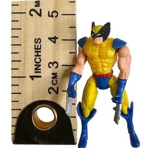 Marvel X-Men Wolverine Mini Action Figure Yellow Blue Classic Logan 2 Inch